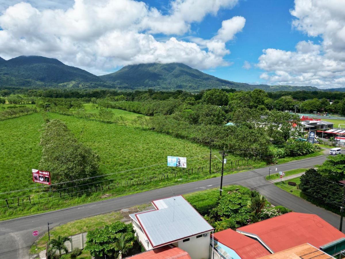 Oasis Arenal Villa Downtown Arenal Volcano View La Fortuna Exteriör bild